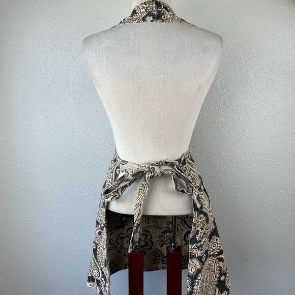 Farmer’s Market Handmade Floral Paisley Apron EUC - Picture 3 of 3